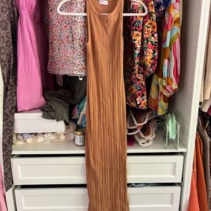 Apricot Sleeveless Maxi Dress